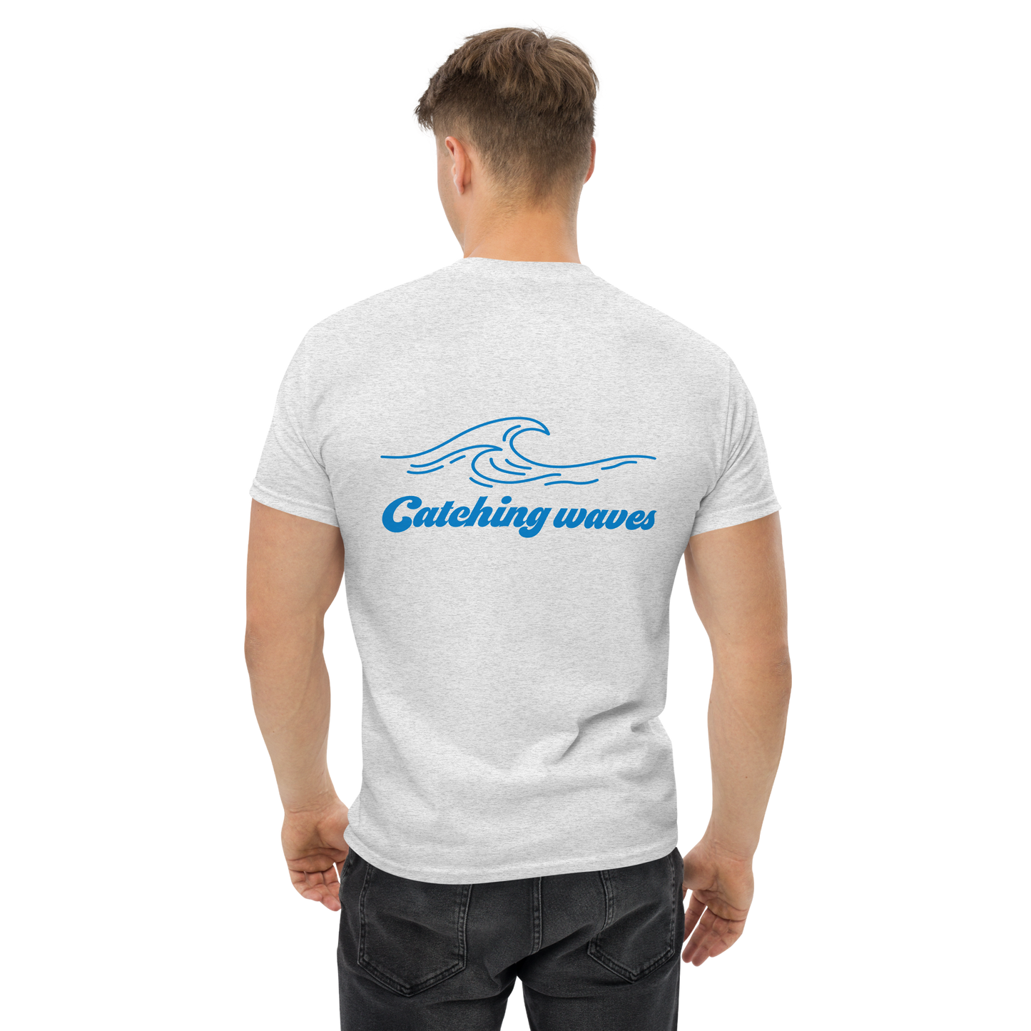 "Catching waves" T-Shirt