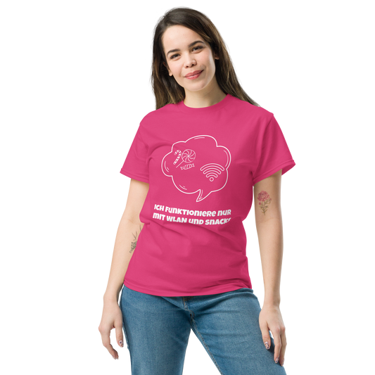 "Snacks und WLAN" T-Shirt